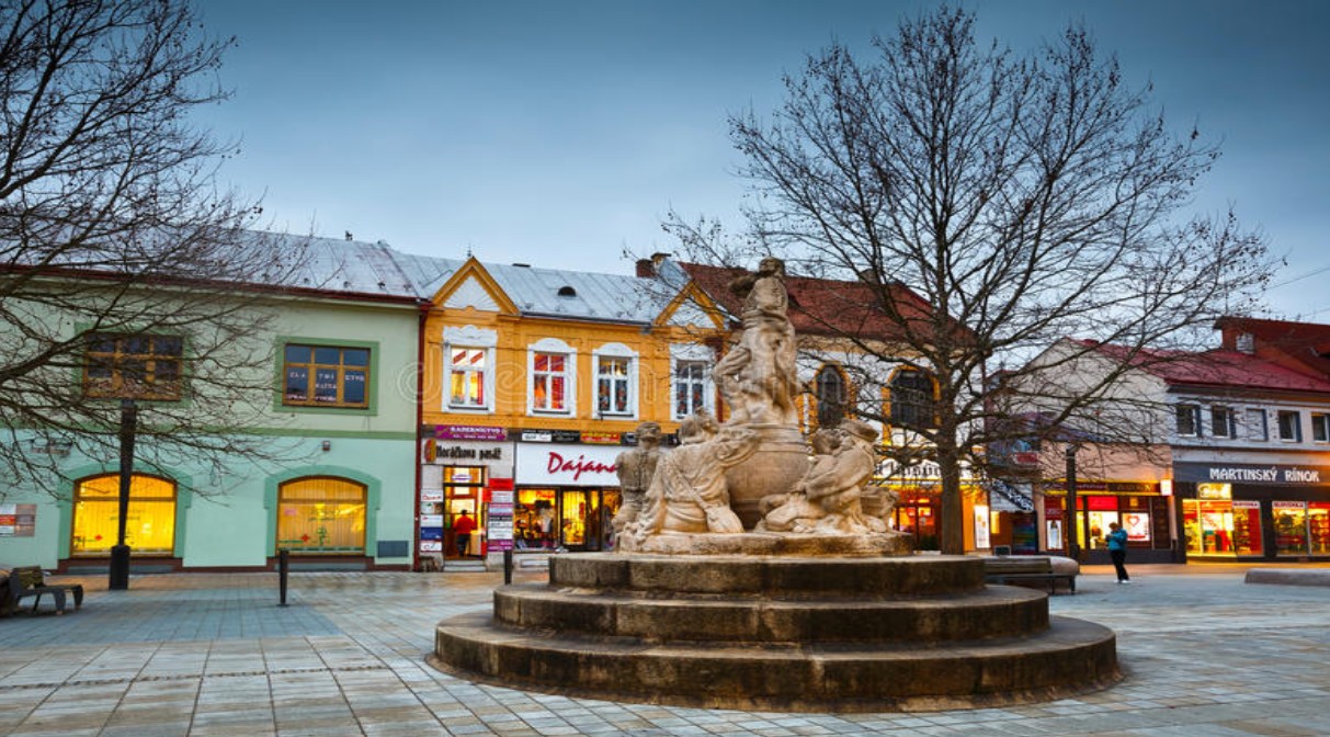 Zámočník Martin a okolie